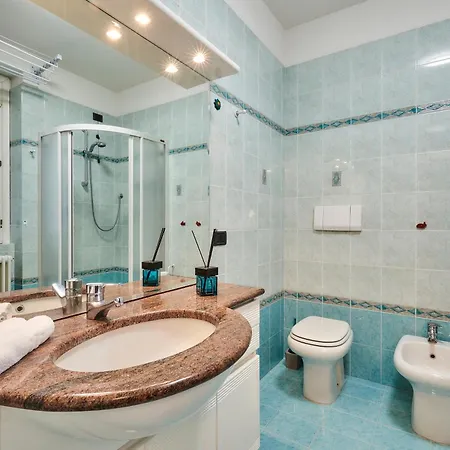 Luxury With View Near Varenna Appartamento